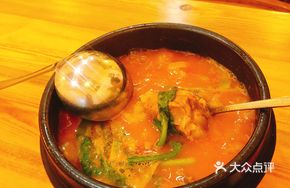 Pork Spine Stewed with Potatoes