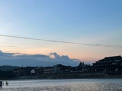 -直通车欢聚中心(崇州万达店)