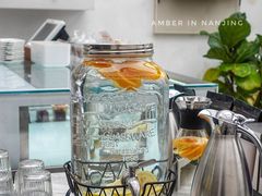 -UNI UNI(环亚凯瑟琳店)