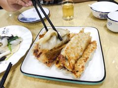 猪肉茴香锅贴小份-春水锅贴·传统鲁菜(大明湖店)