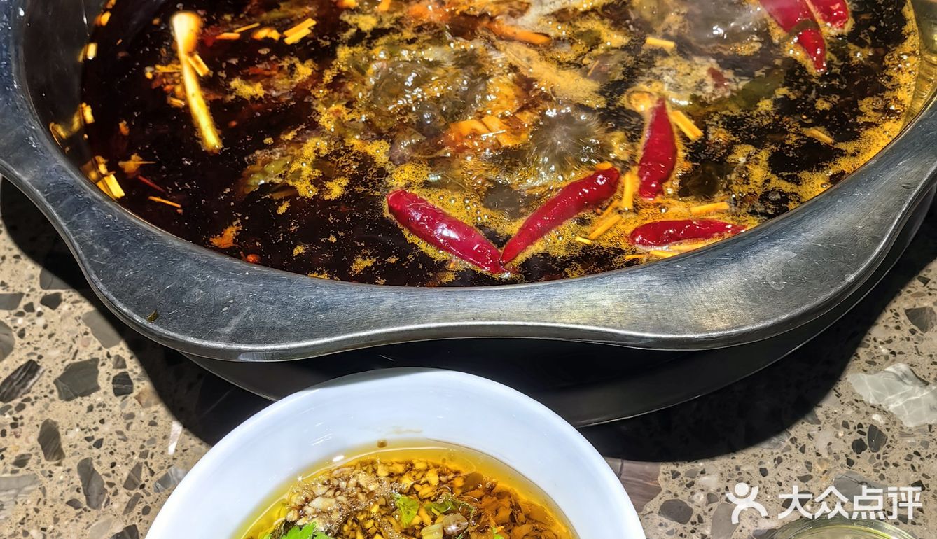 低评分好味道 | 成都金堂这家社区火锅鱼，味道巴适得板