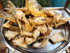 -肖肖酸萝卜鱼火锅(总店)