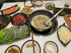 -汤宴·参须肚包鸡(南京路店)