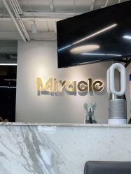 -Miracle集简美发沙龙