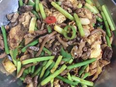 干锅牛杂-红烧鱼头·杭帮菜·特色烧烤
