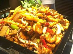鱿鱼虾干锅-炭舍干锅·烤鱼(扬名广场店)