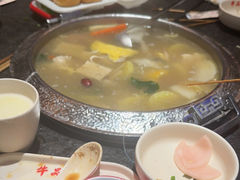 -牛品荟牛肉火锅(新城广场店)