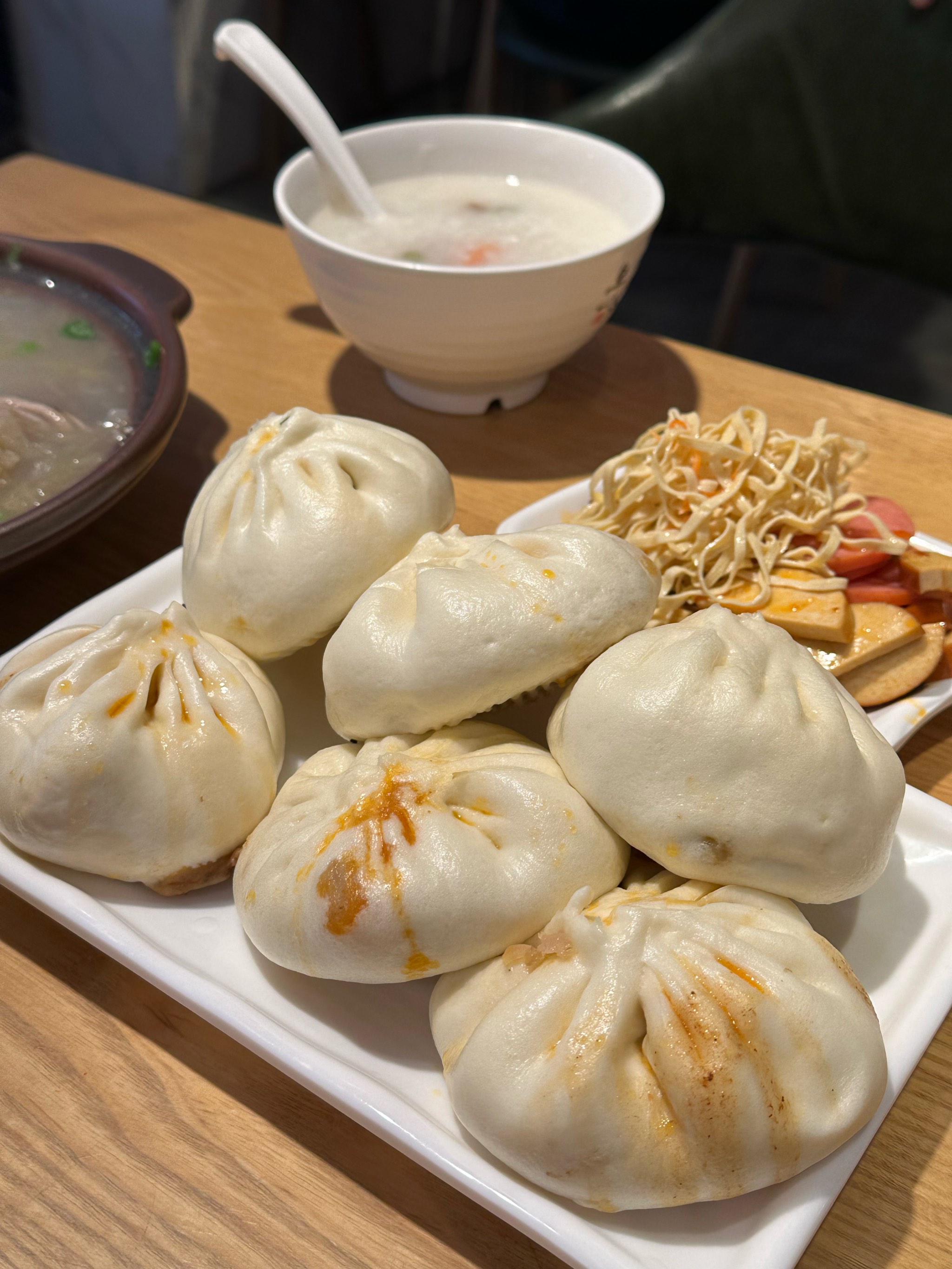 包子控的幸福早餐 红烧肉包子香迷糊了