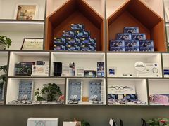 -镜客眼镜(浦江欢乐颂店)