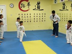 -哈喽实战跆拳道·跳绳·体能(慈云寺馆)