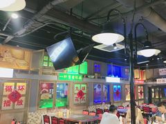 -马路牙子烧烤音乐酒馆(望京店)