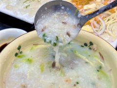 -洞密园美食城·二十二年老店(富华路店)