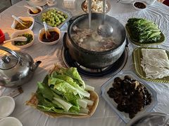 -鲁朗纳麦石锅鸡庄园