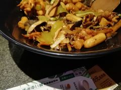-食乐佳麻辣香锅(森林摩尔商业街区店)