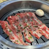 这家烤肉店我从进门到结账嘴就没停过。。。