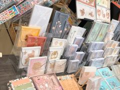 -钟书阁(群光广场店)