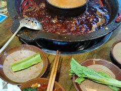 -黄潇洒老火锅(九眼桥宏济巷店)