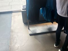 -Apple零售店(华贸购物中心店)