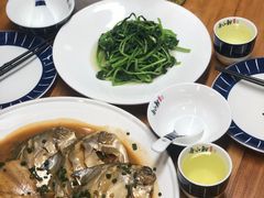 -舟小鲜·舟山小渔村(凤城四路中登广场店)