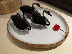 黑天鹅芋蓉酥-娱筷海鲜酒家(广州南沙店)