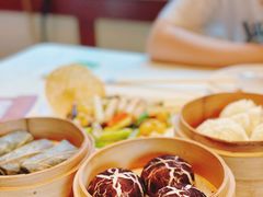 蚝皇叉烧包-利苑酒家(金宝店)