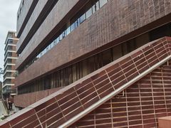 -香港大学