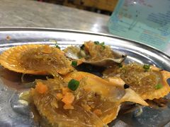 蒜蓉粉丝蒸扇贝-亚龙湾8号(丁村万人海鲜广场店)