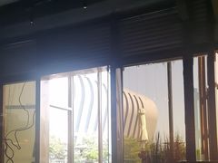 -卡普里披萨·牛扒·下午茶