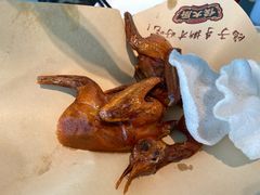 脆皮乳鸽-鸽子侯·家宴·平价海鲜(市图书馆店)