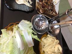 -蘑统田下·野生菌火锅