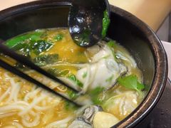 -灵芝妹子海鲜米线(瓦房店新玛特店)
