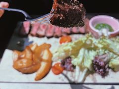 -The Cheebat 锌吧·Bistro(体育西店)