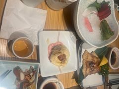 -花和海鲜自助(梅江店)