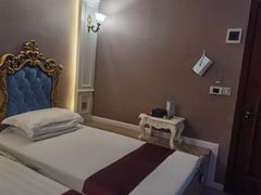 -尚足影院式足疗·住宿·美食(解放碑店)