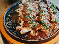 -蜜桃餐厅·伴山(湖滨商业街店)