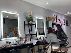 -ME觅妆·定制美妆·彩妆私教(菱角湖店)