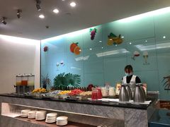 自助取餐区-江阴国际大酒店-旋转自助餐厅