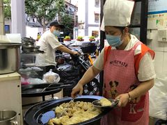 -黄阿姨锅贴大王(万航渡路店)