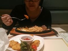 -菲滋意式休闲餐厅(北仑银泰城店)