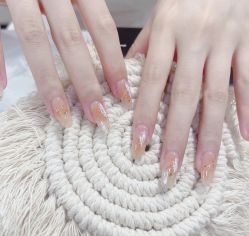 -IDO美甲美睫