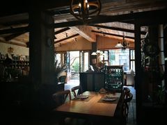 靠窗位-蓝瓶子BlueBottle(东瓯智库店)