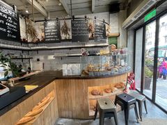 面包甜点陈列柜-O'mills Sourdough Bakery&Bistro(永嘉路店)