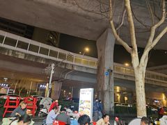 -老街烧烤大排档·地道湖北菜·龙虾馆(汉口火车站店)