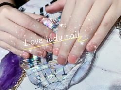 -Love Lady Nail