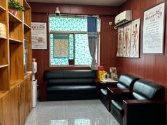 -国医整脊馆(武夷路店)