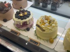 -花花卷卷·鲜食蛋糕(泉屋店)