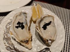 -广州万富希尔顿酒店·感趣自助餐厅·金秋蟹宴生蚝海鲜刺身