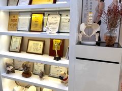 -修申骨雕小颜脊柱骨盆管理产后修复