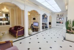 -亲亲宝贝艾尔莎亲子摄影会馆(中华路店)