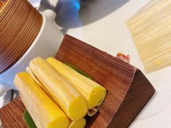 黄金玉米粑粑-渔语鱼酸菜鱼新川菜(来福士店)